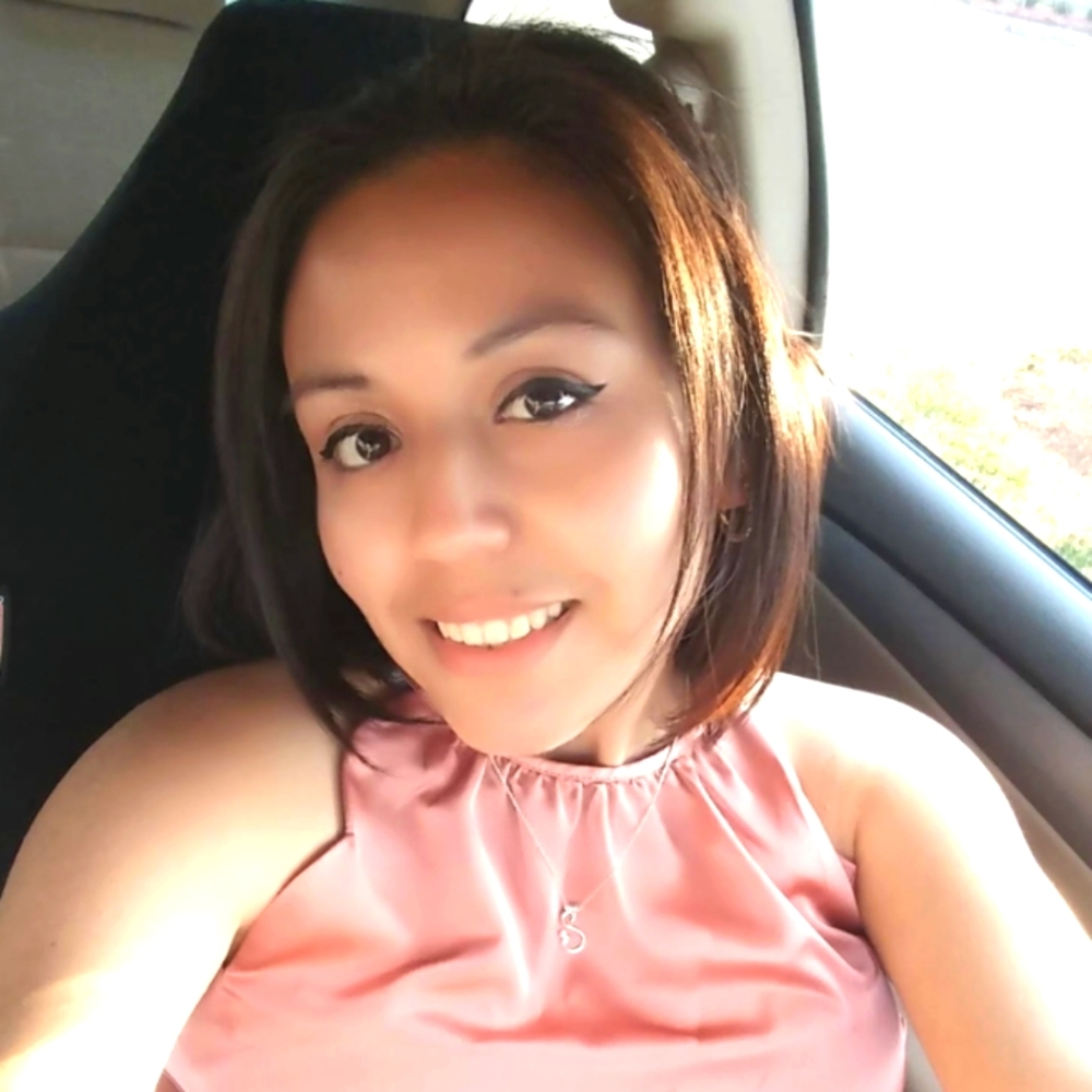 Meet your Posher, Stephanie